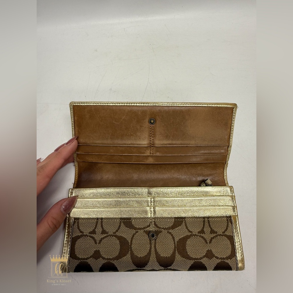 💛SOLD💛Coach long Wallet - Picture 6 of 11